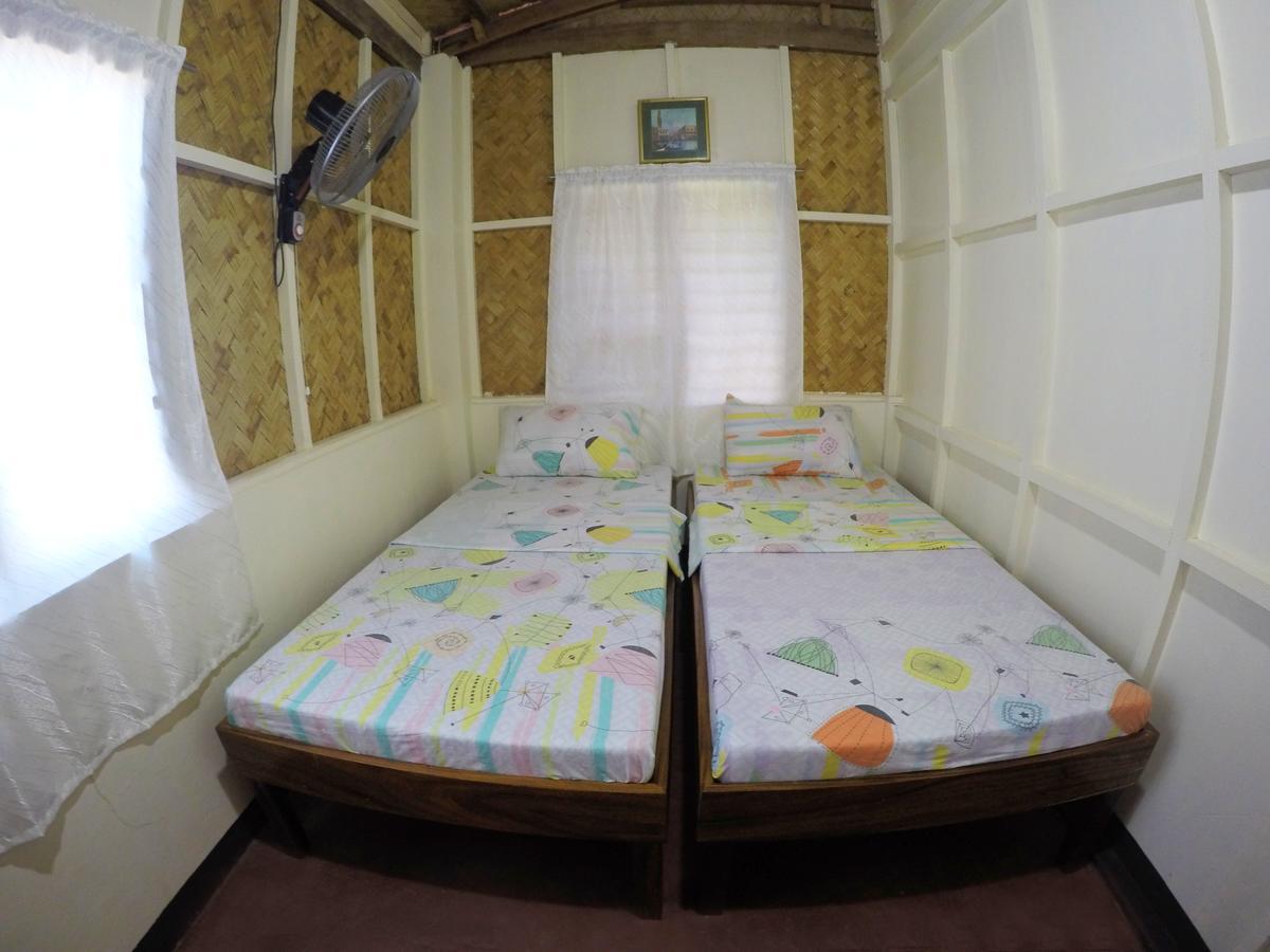 Hotel Rb Transient House Coron Esterno foto