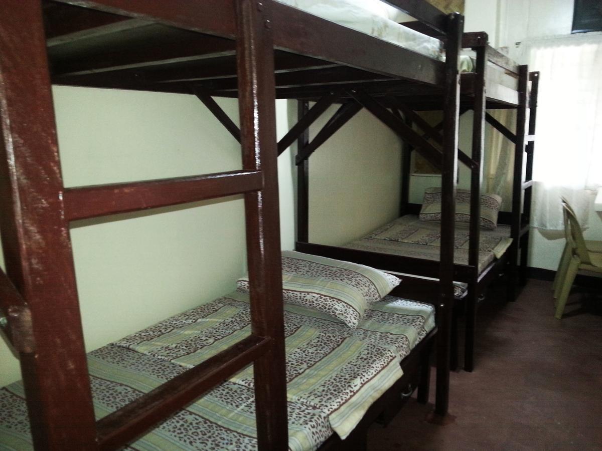 Hotel Rb Transient House Coron Esterno foto