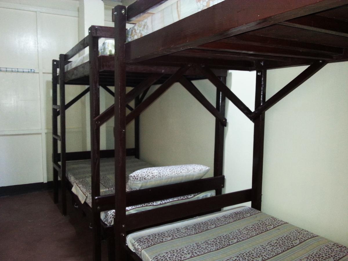 Hotel Rb Transient House Coron Esterno foto