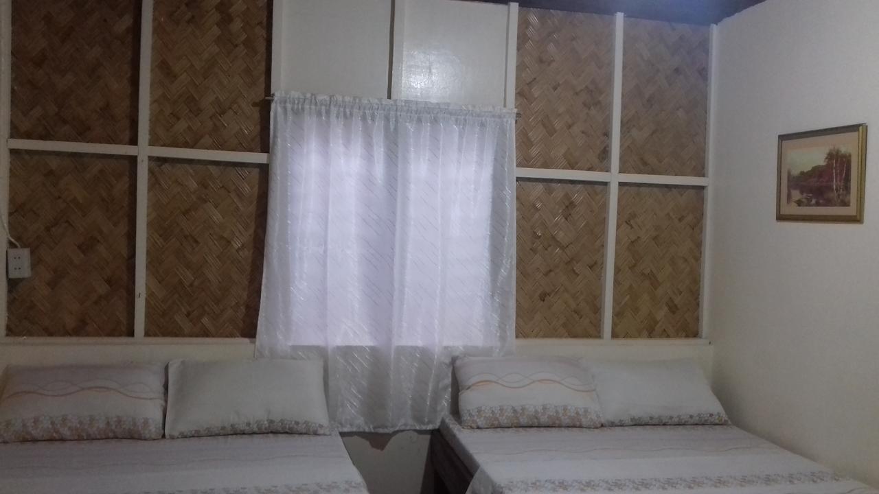 Hotel Rb Transient House Coron Esterno foto